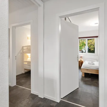 6 Pers, Grand Renove Avec Balcon, Vue & Parking Crans-Montana