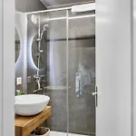 6 Pers, Grand Renove Avec Balcon, Vue & Parking Апартаменты Кран-Монтана