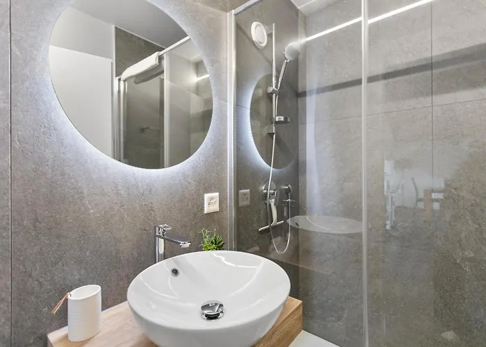 6 Pers, Grand Renove Avec Balcon, Vue & Parking شقة كرانز مونتانا